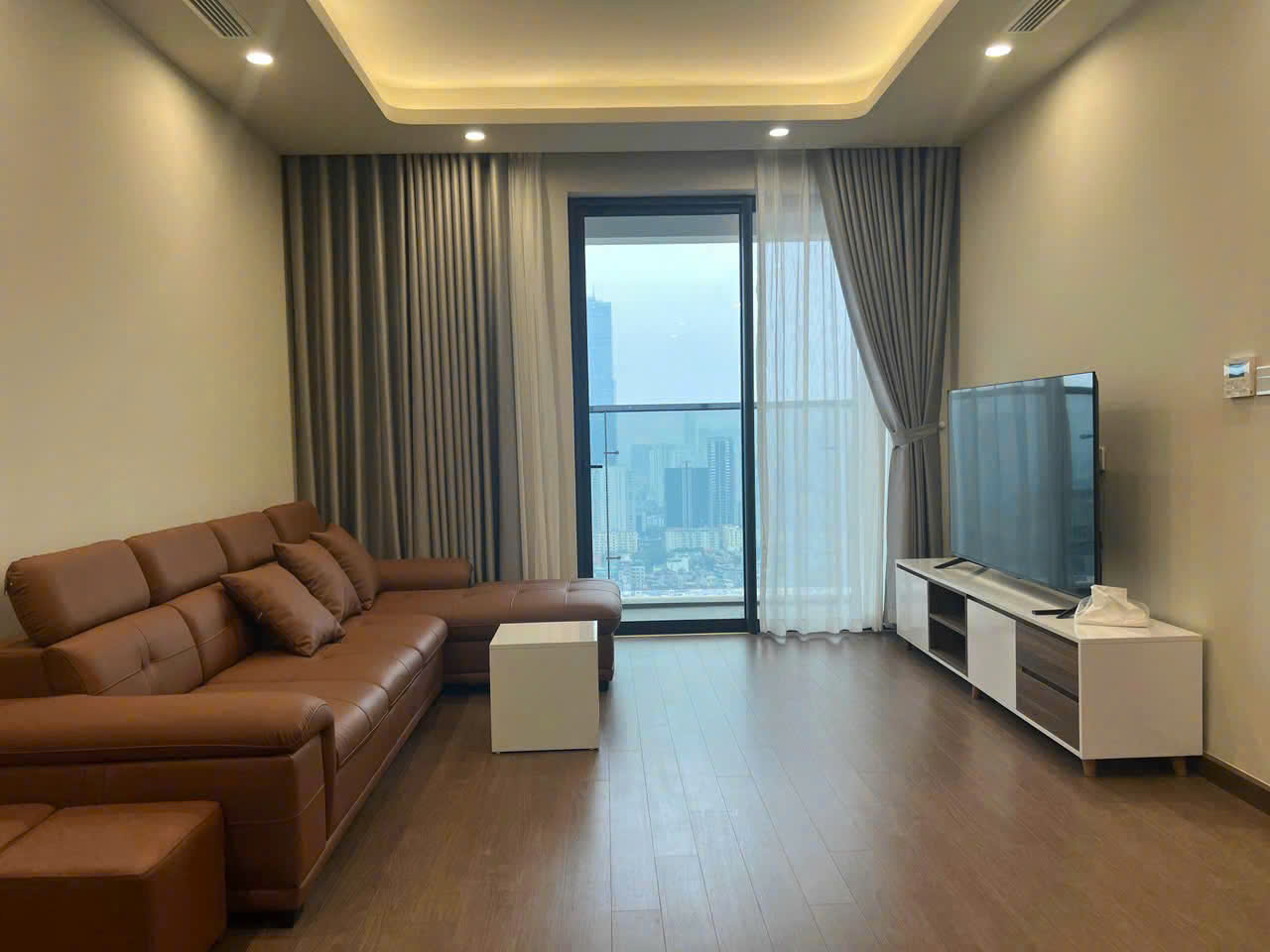 Bán căn hộ 2PN 88m2 chung cư The Matrix One, full nội thất, sẵn sổ hồng