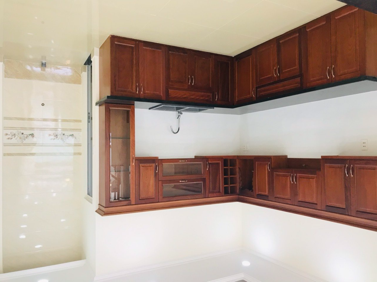 Cho thuê nhà phố KDC Lộc Vừng , hẻm 535 Quốc lộ 13 gần sát bên Vạn Phúc City. giá 18 triệu / tháng.