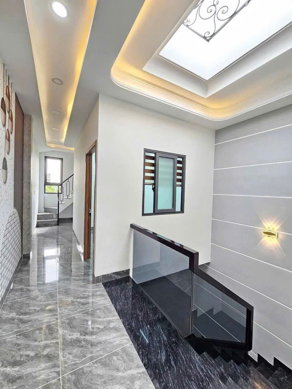 Bán Nhà 03 Tầng khu dân cư ICON CENTRAL Dĩ An-Bình Dương