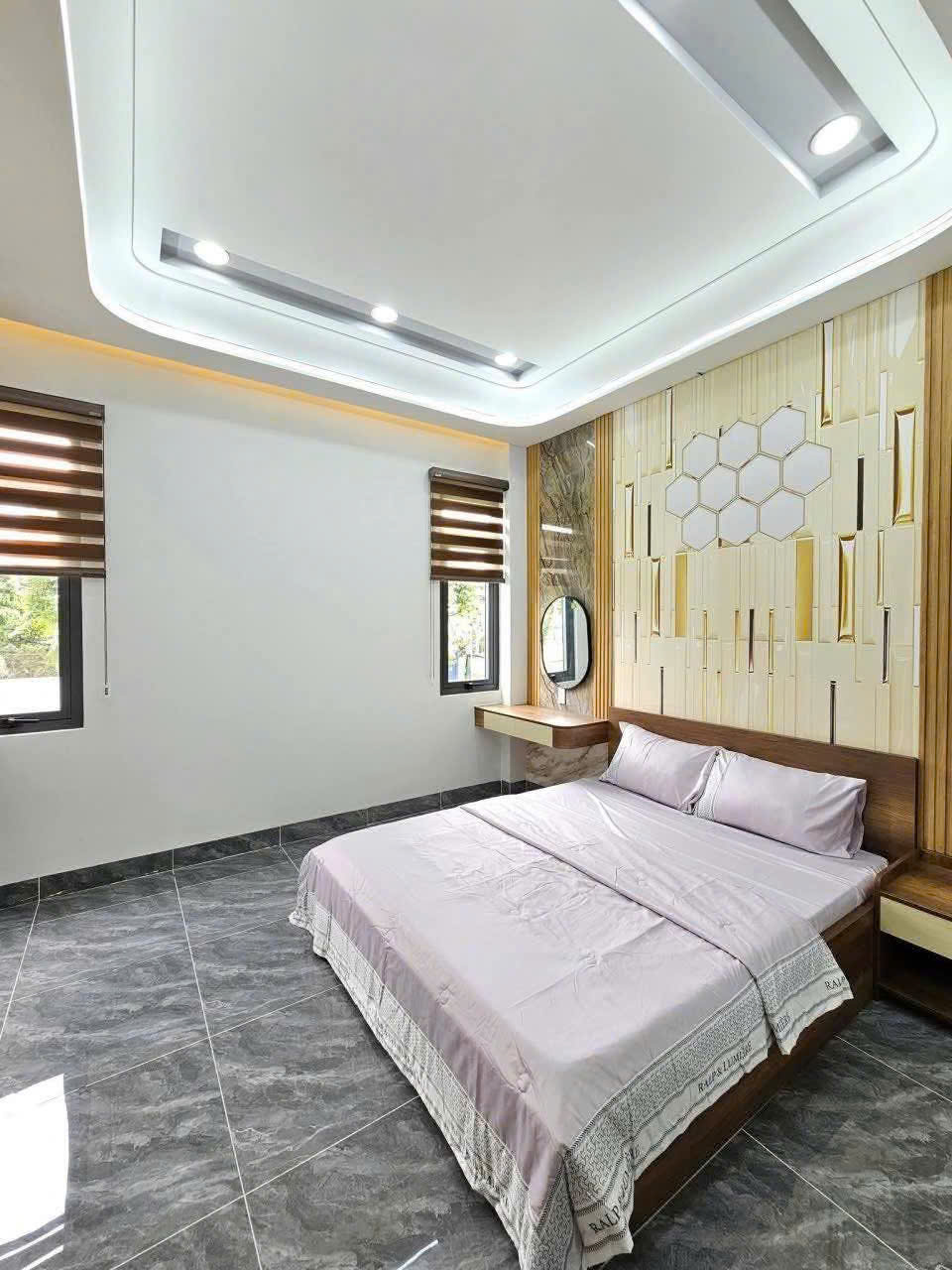Bán Nhà 03 Tầng khu dân cư ICON CENTRAL Dĩ An-Bình Dương