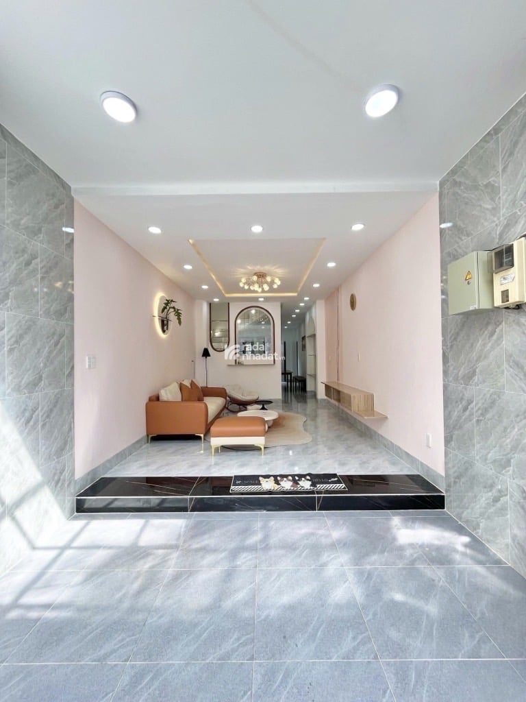 NHÀ ĐẸP TÂN PHÚ - GẦN SIÊU THỊ AEON - NGAY CHỢ TÂN HƯƠNG - 66m2 4x17 - 4 TẦNG - TẶNG FULL NỘI THẤT 