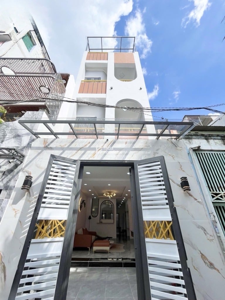 NHÀ ĐẸP TÂN PHÚ - GẦN SIÊU THỊ AEON - NGAY CHỢ TÂN HƯƠNG - 66m2 4x17 - 4 TẦNG - TẶNG FULL NỘI THẤT 