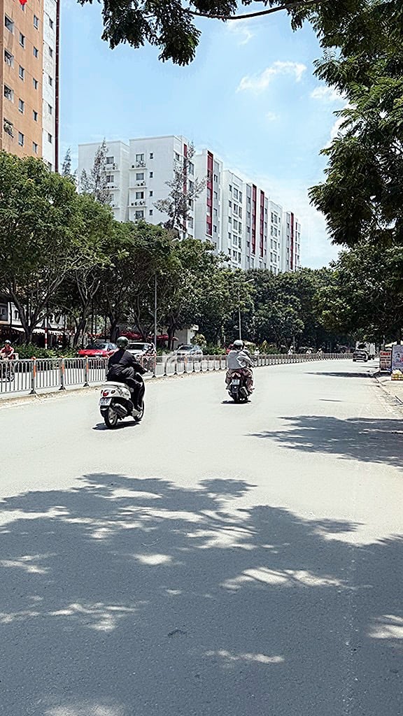Bán nhà đường tân kỳ tân quý  phường son kỳ