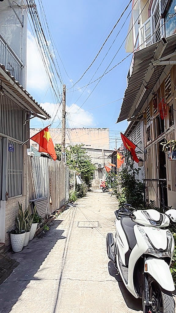 Bán nhà đường tân kỳ tân quý  phường son kỳ