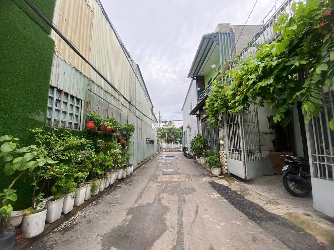 Siêu phẩm Tân Phú, Nhà 74m2, 4 tầng, để ô tô trong nhà, Giá 8.8 tỷ TL