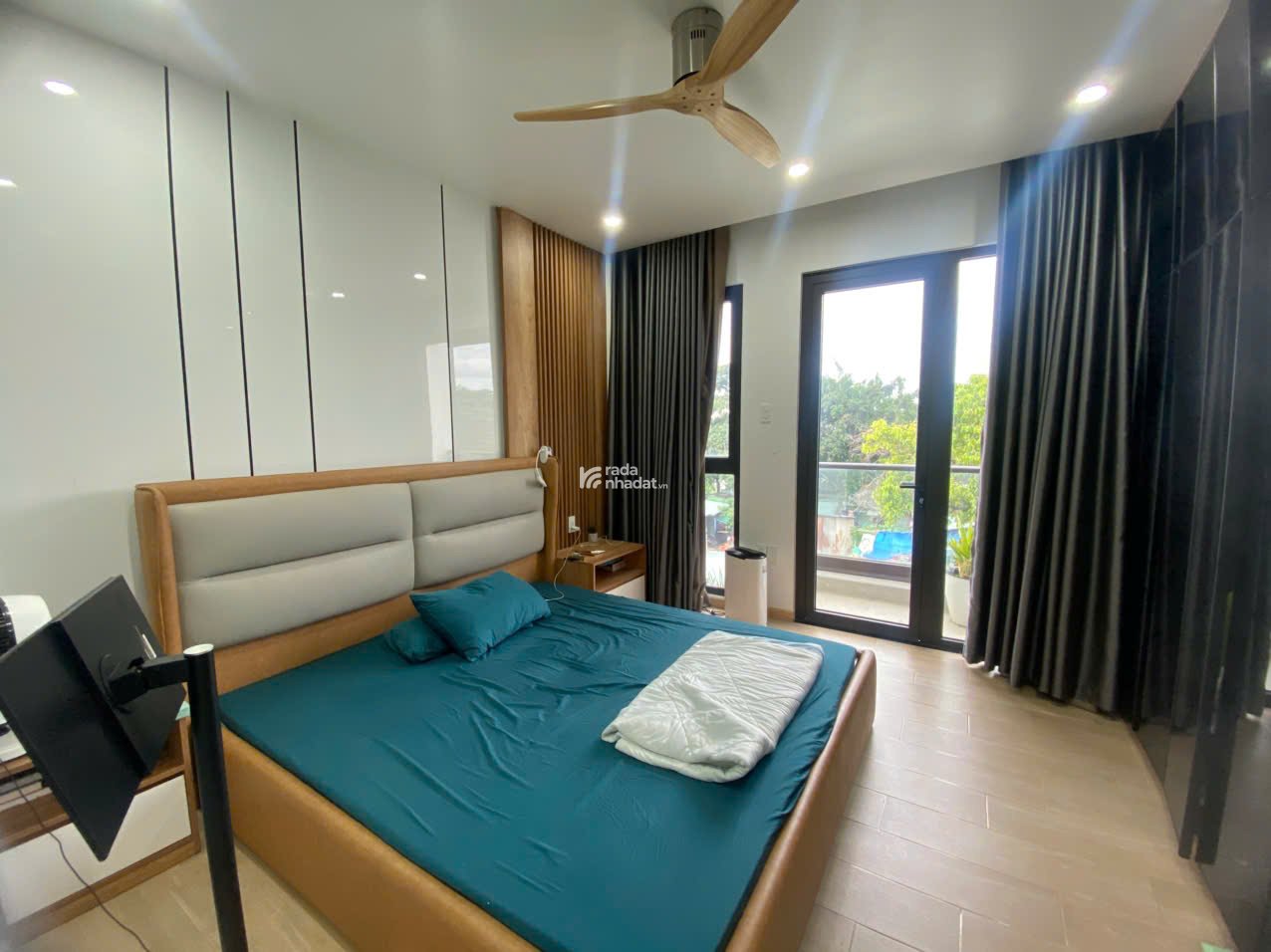 Siêu phẩm Tân Phú, Nhà 74m2, 4 tầng, để ô tô trong nhà, Giá 8.8 tỷ TL