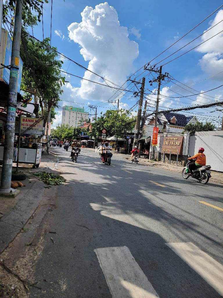 BÁN ĐẤT NỀN FULL THỔ CƯ HẺM 6M HƯƠNG LỘ 2. NHỈNH NHẸ 5 TỶ.