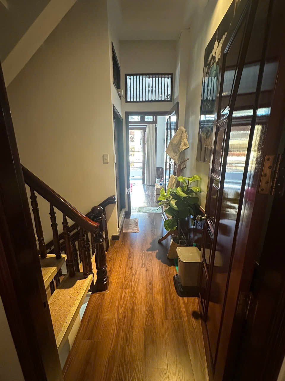 BÁN GẤP NHÀ MẶT TIỀN BÀ HẠT - 50m - 5 TẦNG -16 tỷ 
