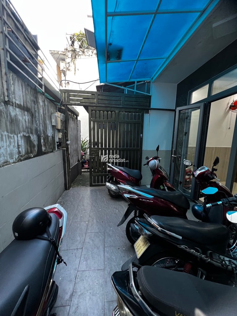 HXH BÙI THỊ XUÂN, TÂN BÌNH, 70M2 MỚI VÀO Ở NGAY. GIẢM 3.5T CHỈ CÒN 6T TL 