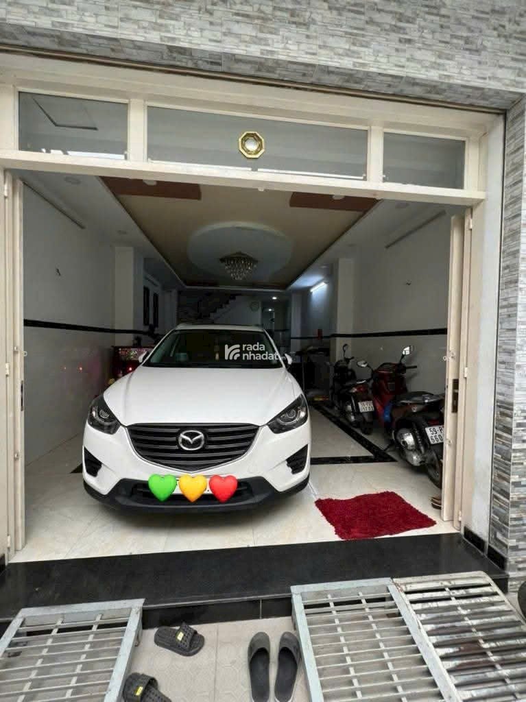 NGAY COOP MART PHAN VĂN HỚN _ SÁT THAM LƯƠNG _ TIỆN VỀ TRUNG TÂM SG  - 5 TẦNG CÓ THANG MÁY