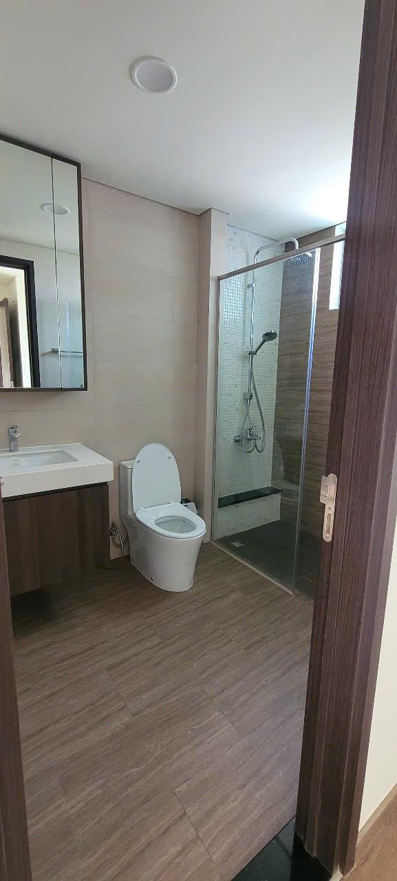 Cho thuê 3PN2WC - Giá 18 triệu/tháng nội thất cơ bản - Celesta Rise