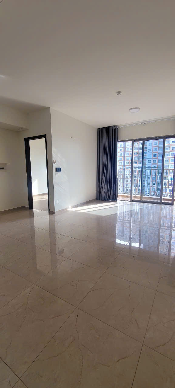 Cho thuê 3PN2WC - Giá 18 triệu/tháng nội thất cơ bản - Celesta Rise