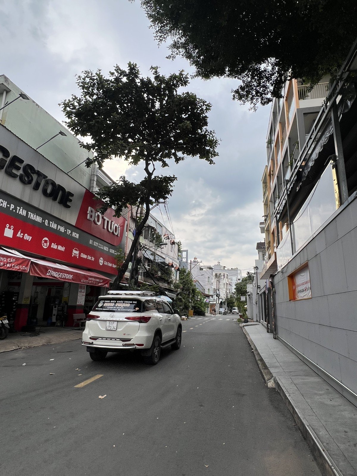 NHÀ ĐẸP BÁN GẤP 4 Lầu, HẼM Ô TÔ, Đường CÁCH MẠNG, P.TÂN THÀNH,Tân Phú,Chỉ 7,5 Tỷ TL.