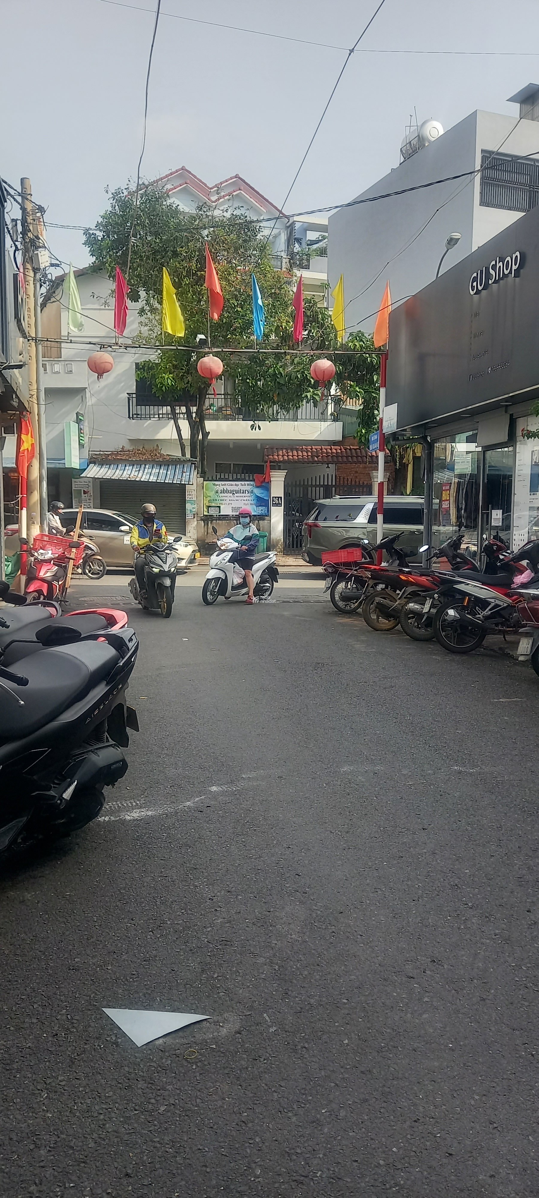 BÁN NHÀ THẢO ĐIỀN Ô TÔ ĐẬU CỬA AN NINH KDC SỔ HỒNG RIÊNG 80M2 DÒNG TIỀN _GIÁ RẺ_TIỀM NĂNG 