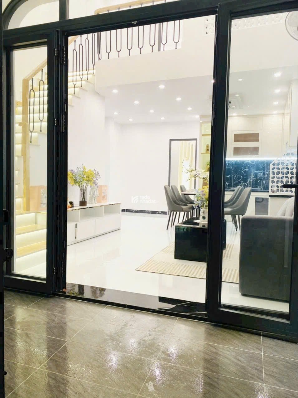 Bất động sản tại số 38 Đặng Nhữ Lâm, Phú Xuân, TPHCM. - Hẻm 3gác thoải mái 
