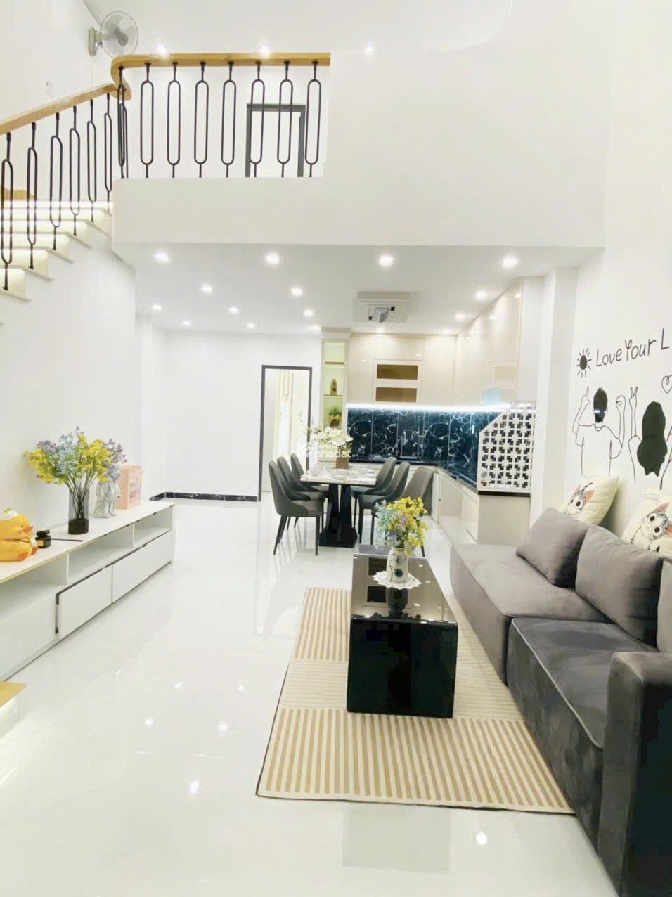 Bất động sản tại số 38 Đặng Nhữ Lâm, Phú Xuân, TPHCM. - Hẻm 3gác thoải mái 