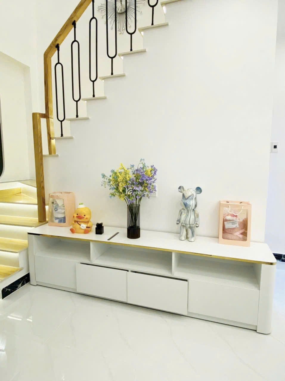 Bất động sản tại số 38 Đặng Nhữ Lâm, Phú Xuân, TPHCM. - Hẻm 3gác thoải mái 