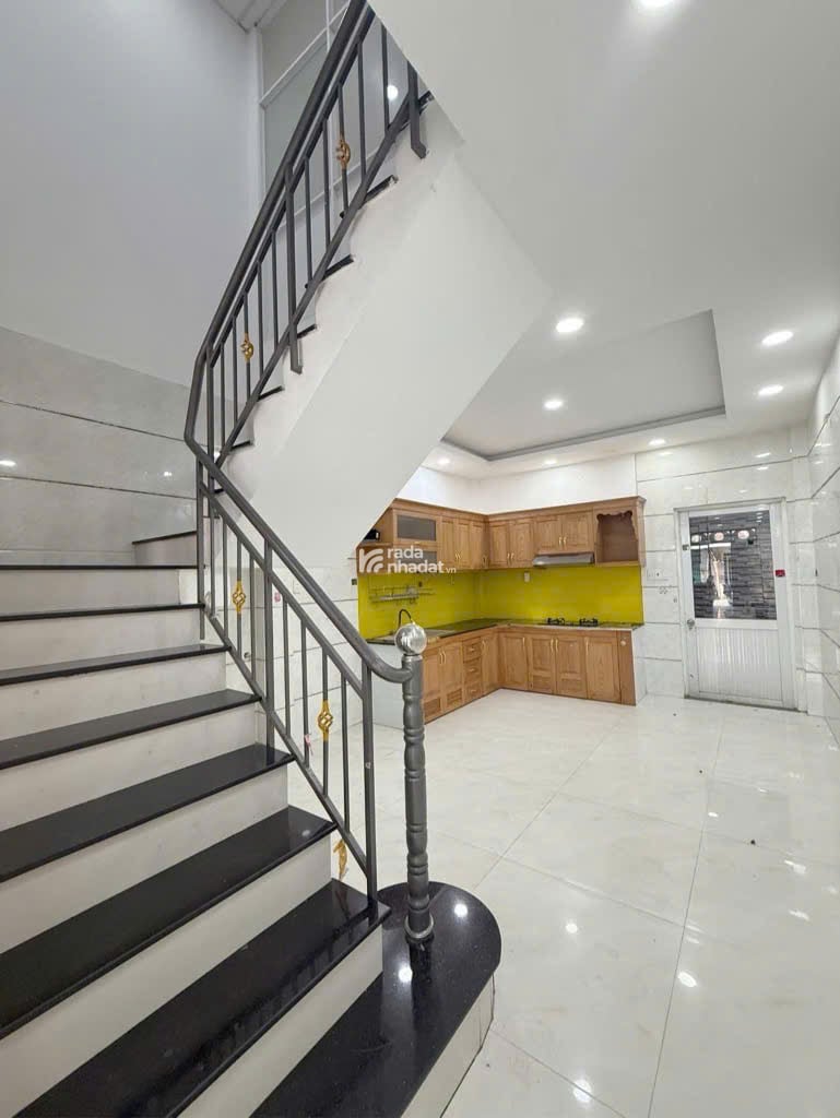 Nhà MT xe tải Gò Xoài, 54m2, chỉ 4.85 tỷ TL, Khu VIP kinh doanh