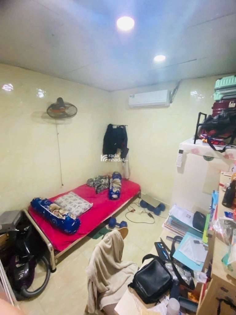 BÁN GẤP NHÀ NGAY CHỢ VẢI PHÚ THỌ HOÀ