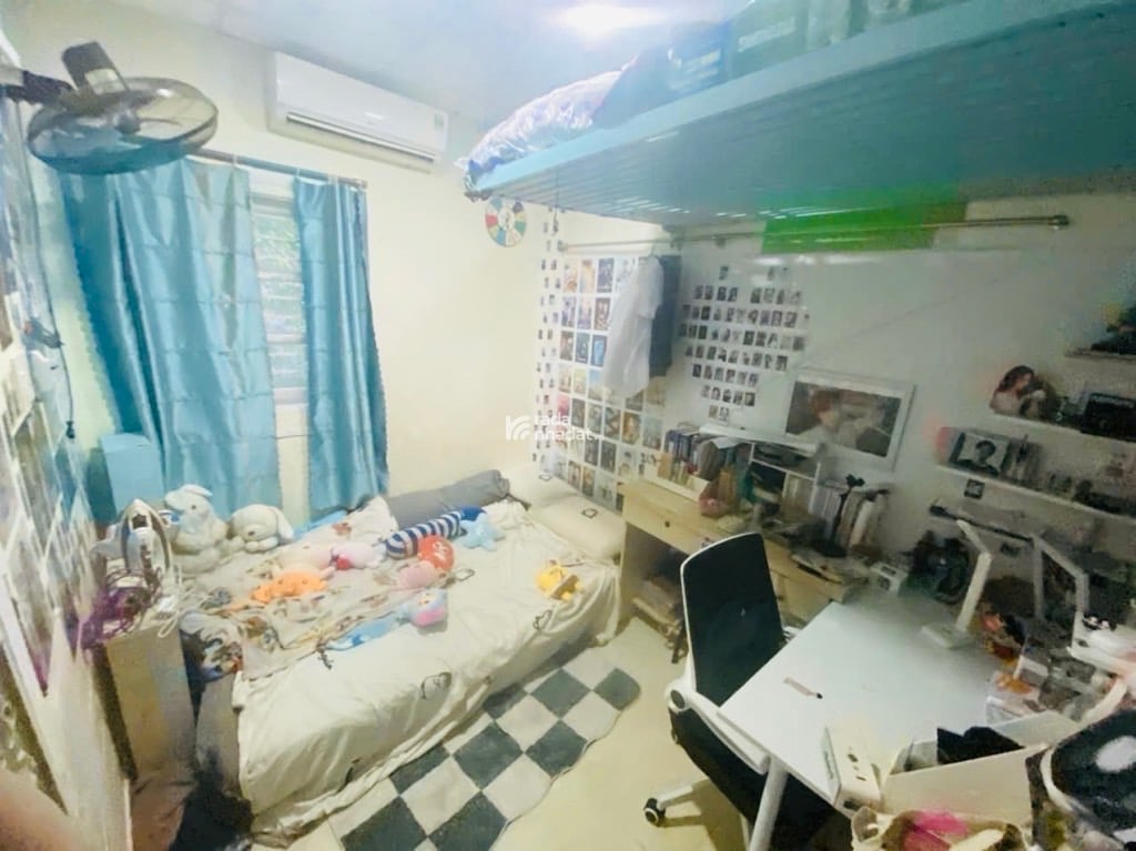 BÁN GẤP NHÀ NGAY CHỢ VẢI PHÚ THỌ HOÀ
