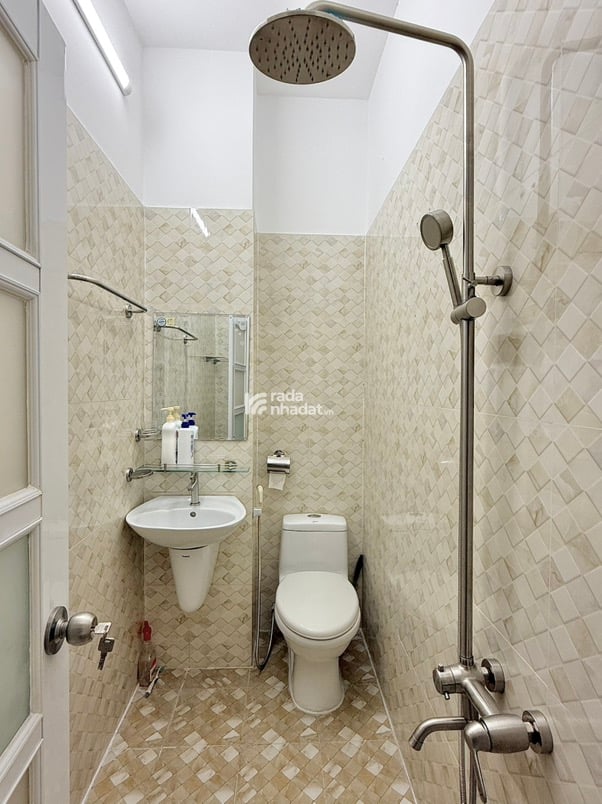 gò vấp sổ hồng riêng bốn tầng bốn phòng ngủ hẻm xe hơi