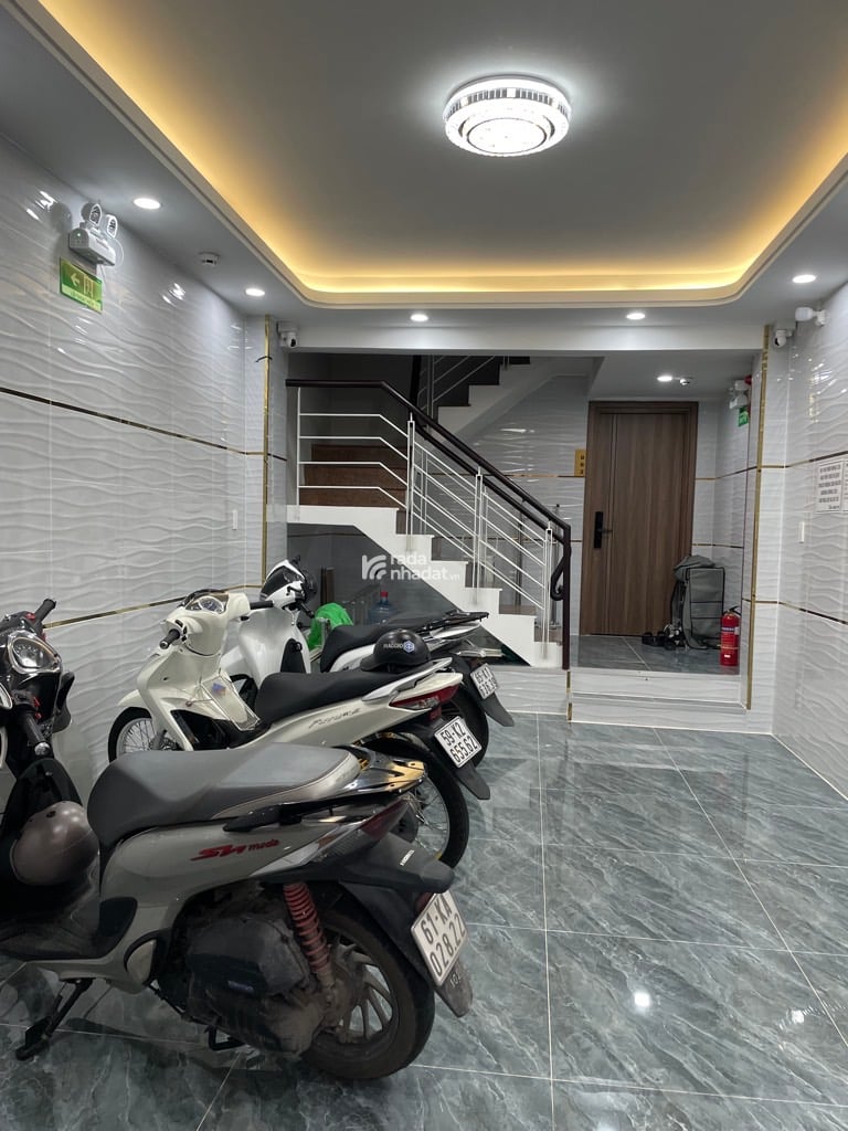 CĂN HỘ DỊCH VỤ CAO CẤP, DÒNG TIỀN ỔN