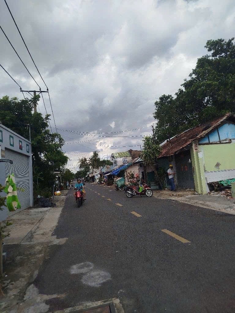 BÁN NHÀ HOÀI THANH 84M2 6.X TỶ PHƯỜNG 14 QUẬN 8 GẦN HOÀNG SĨ KHẢI HẺM THÔNG THOÁNG