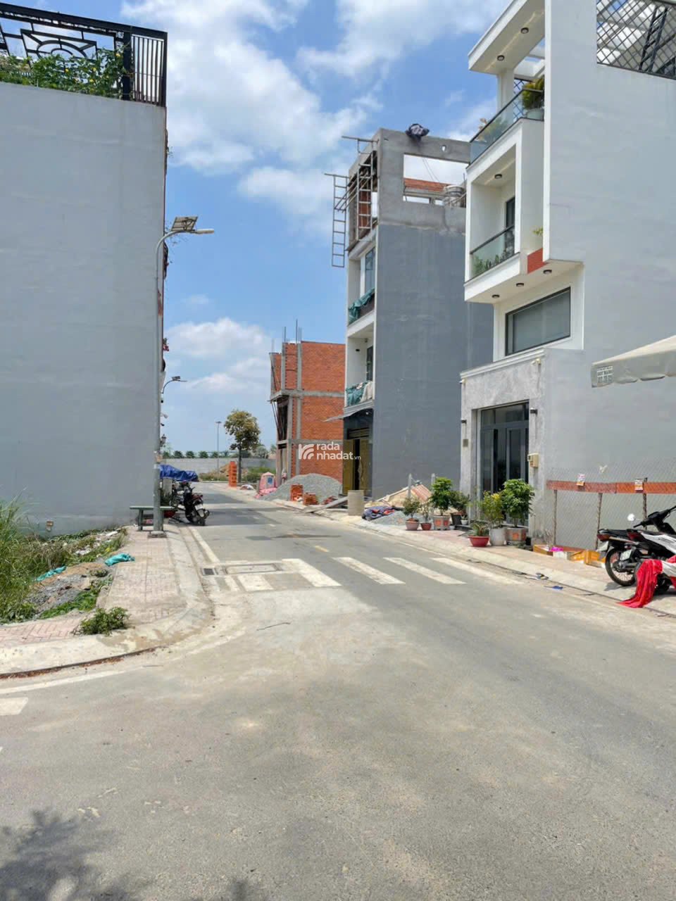 CẦN VỐN LÀM ĂN NÊN RA ĐI 1 LÔ 5,5x9,1M NGAY TẠI BÌNH TÂN HƯƠNG LỘ 2