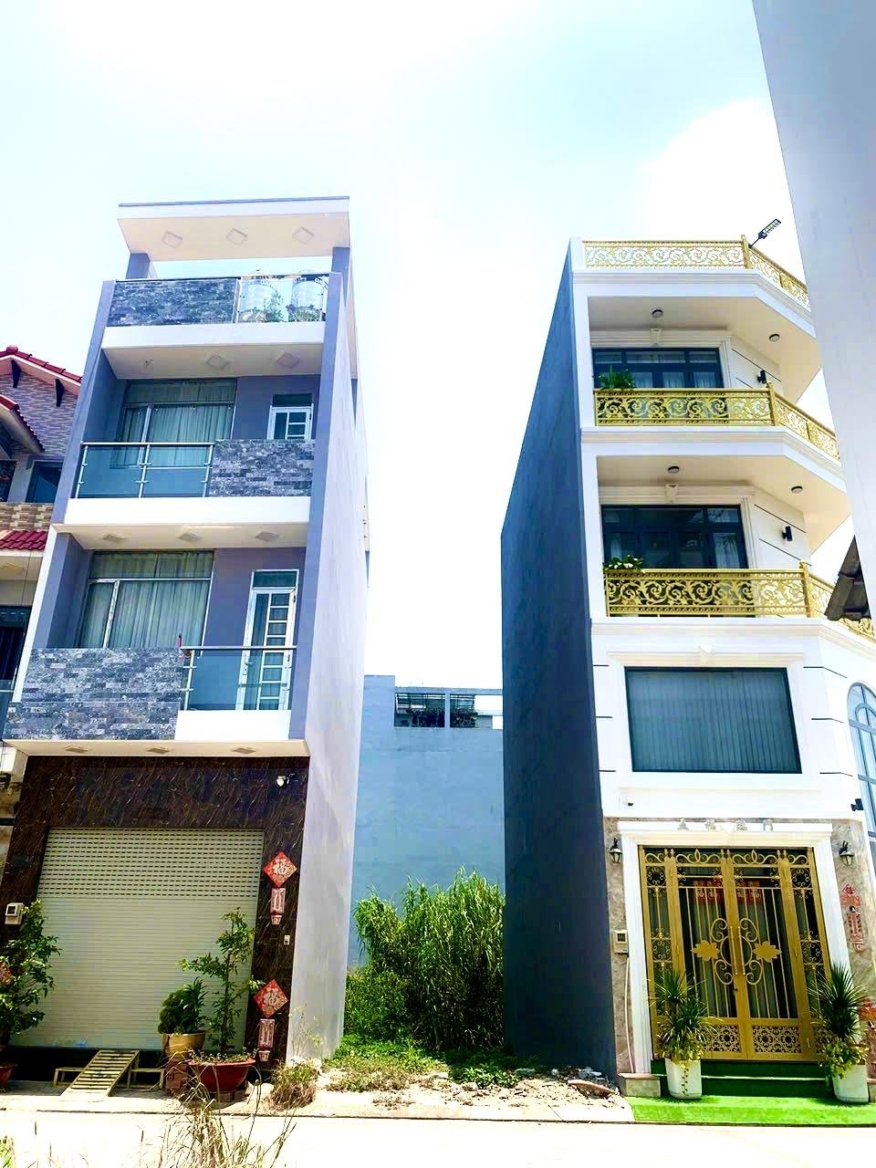 CẦN VỐN LÀM ĂN NÊN RA ĐI 1 LÔ 5,5x9,1M NGAY TẠI BÌNH TÂN HƯƠNG LỘ 2