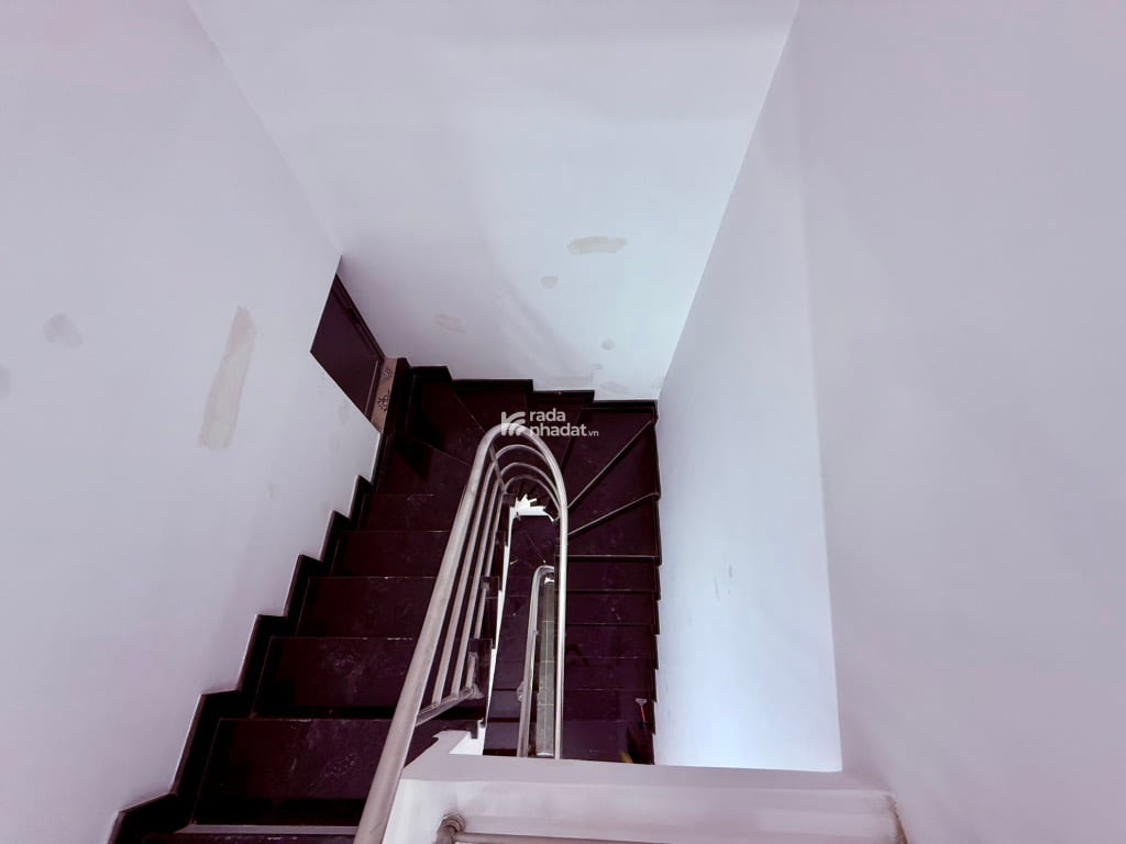 MỚI TINH VÀO Ở NGAY - 3 TẦNG  - OTO - NGUYỄN QUÝ YÊM- AN LẠC, BÌNH TÂN-DT: 4*12M- 5 TỶ 4