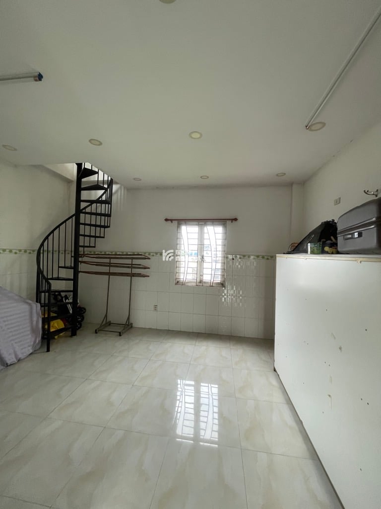 SIÊU PHẨM BÌNH TÂN - NGAY CHỢ BÌNH THÀNH - 4 TẦNG -71M2 - ĐƯỜNG XE TẢI THÔNG- NGANG 5 - HOÀN CÔNG 