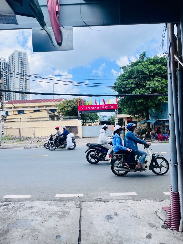 BÁN NHÀ HẺM 241 (LT) TẠ QUANG BỬU, 40M2, GẦN MẶT TIỀN, HOÀN CÔNG ĐỦ