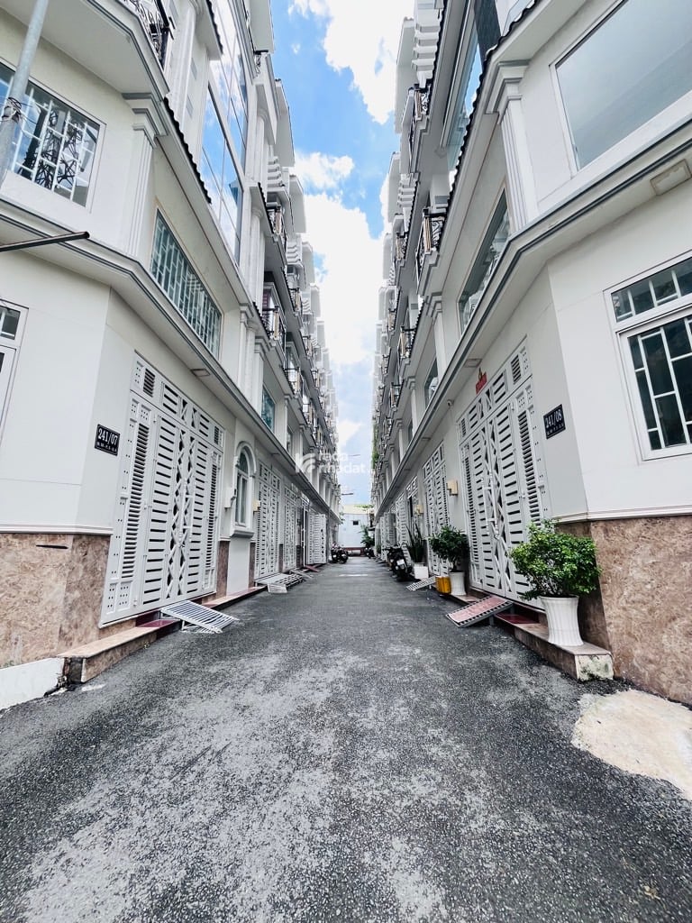 BÁN NHÀ HẺM 241 (LT) TẠ QUANG BỬU, 40M2, GẦN MẶT TIỀN, HOÀN CÔNG ĐỦ