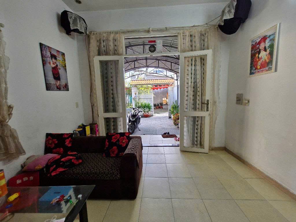 BÁN NHÀ 3 TẦNG KIÊN CỐ  HXT   CẠNH NGUYỄN DUY TRINH   CHỈ NHỈNH 7 TỶ