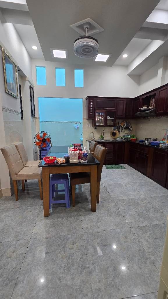 HXH 4 TẦNG BTCT MỚI CHẮC CHẮN - CHỦ XÂY TÂM HUYẾT - SÁT NGAY TÂN PHÚ
