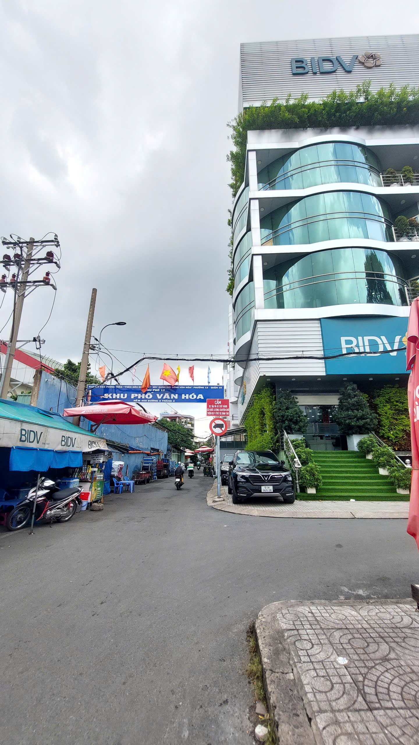 Bán Nhà 3 Mặt Tiền Hẻm Quận 10 - 3,6x17m - 5PN - Nhà Đẹp Giá 12,5 Tỷ