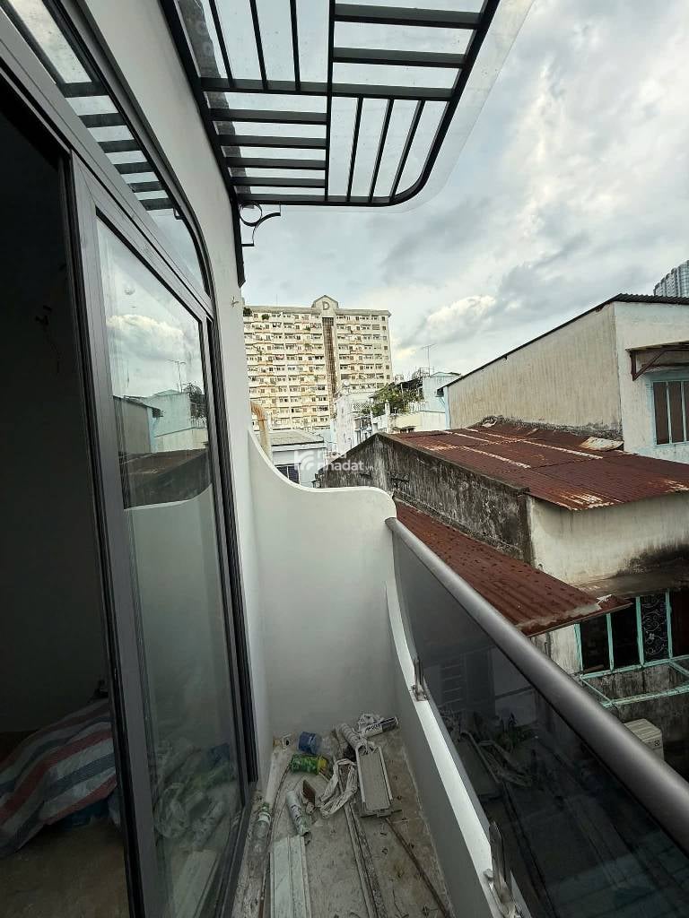 NGAY PHỐ NHẬT. HUỲNH MẪN ĐẠT, BÌNH THẠNH, 3 TẦNG CÓ KẾT CẤU TIỆN CẢI TẠO. GIẢM 750TR CHỈ 2.8T TL 
