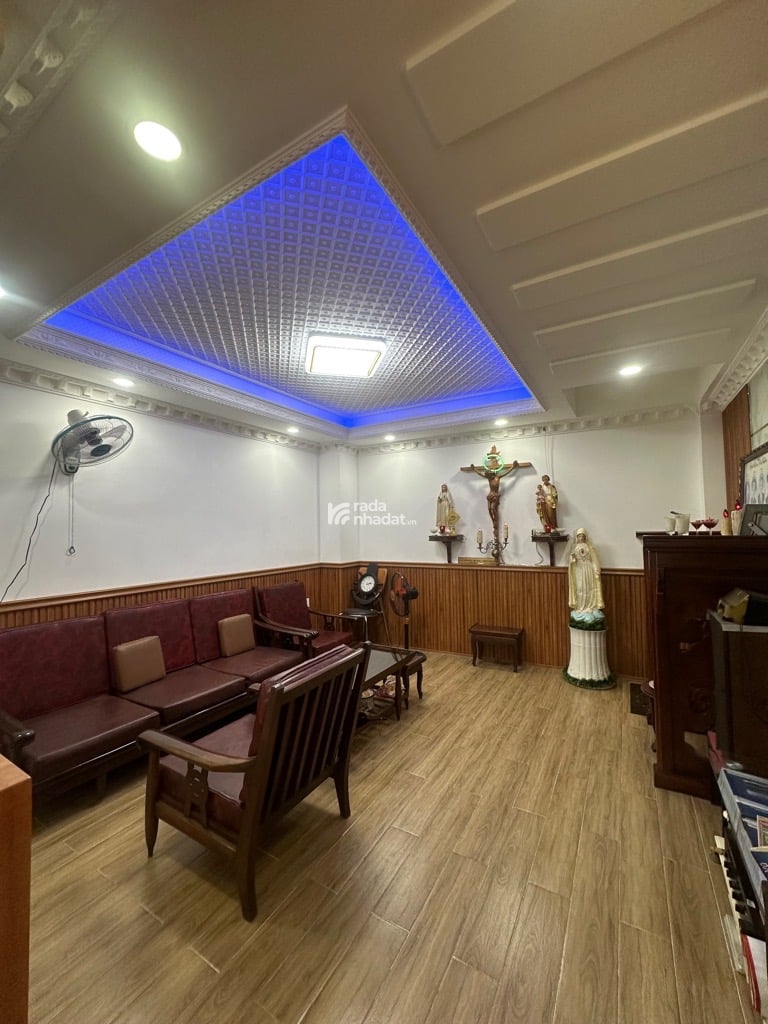 NHÀ ĐẸP BÌNH TÂN 5 TẦNG BTCT 54M2 5.X TỶ 4PN HẺM XE TẢI 6M SÁT MẶT TIỀN 