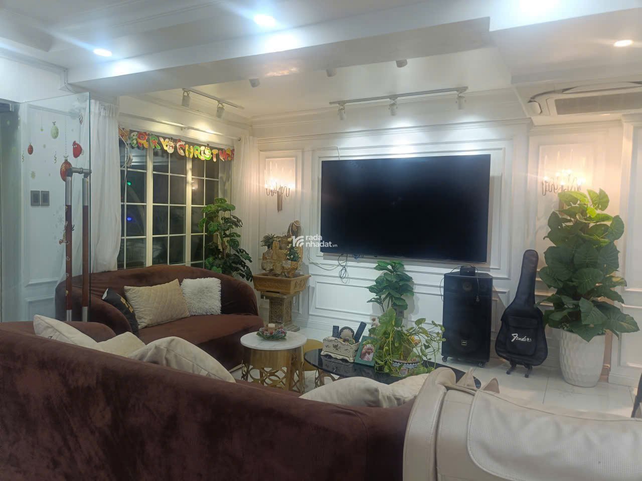 Biệt thự sân vườngara đẳng cấp hẻm 10m Nơ Trang Long 198m2 ngang 9m gần chợ chỉ 32 tỷ  
