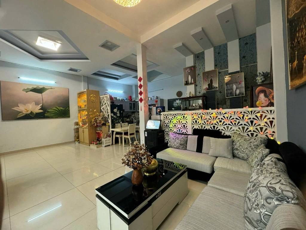  SỔ VUÔNG - NHÀ ĐẸP - HẺM XE HƠI THÔNG TỨ TUNG.