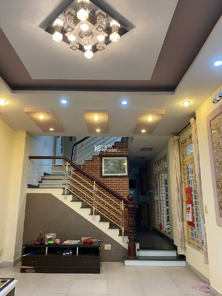 NHÀ VIP NGAY CHỢ PHẠM VĂN HAI, TÂN BÌNH, 133M2 CÓ KC TIỆN CẢI TẠO MỚI. GIẢM 750TR CHỈ CÒN 18.5T TL 