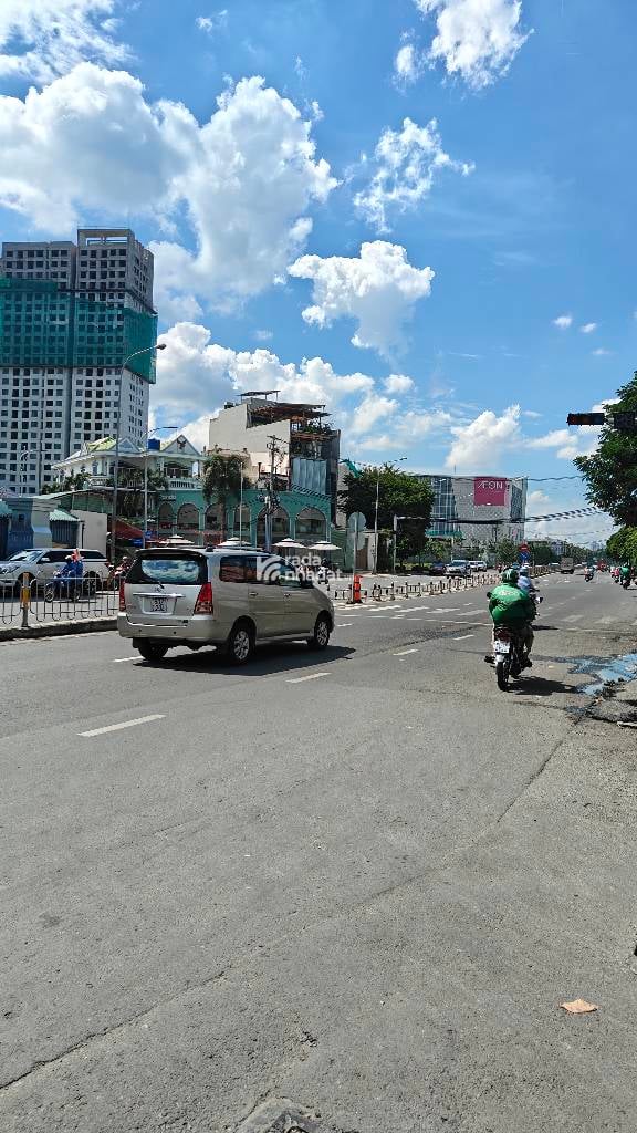 BÁN NHÀ MẶT TIỀN NGUYỄN TRỌNG TRÍ 60M2 4.9 TỶ 3 TẦNG 3 PN AN LẠC A KẾ AEON MALL 