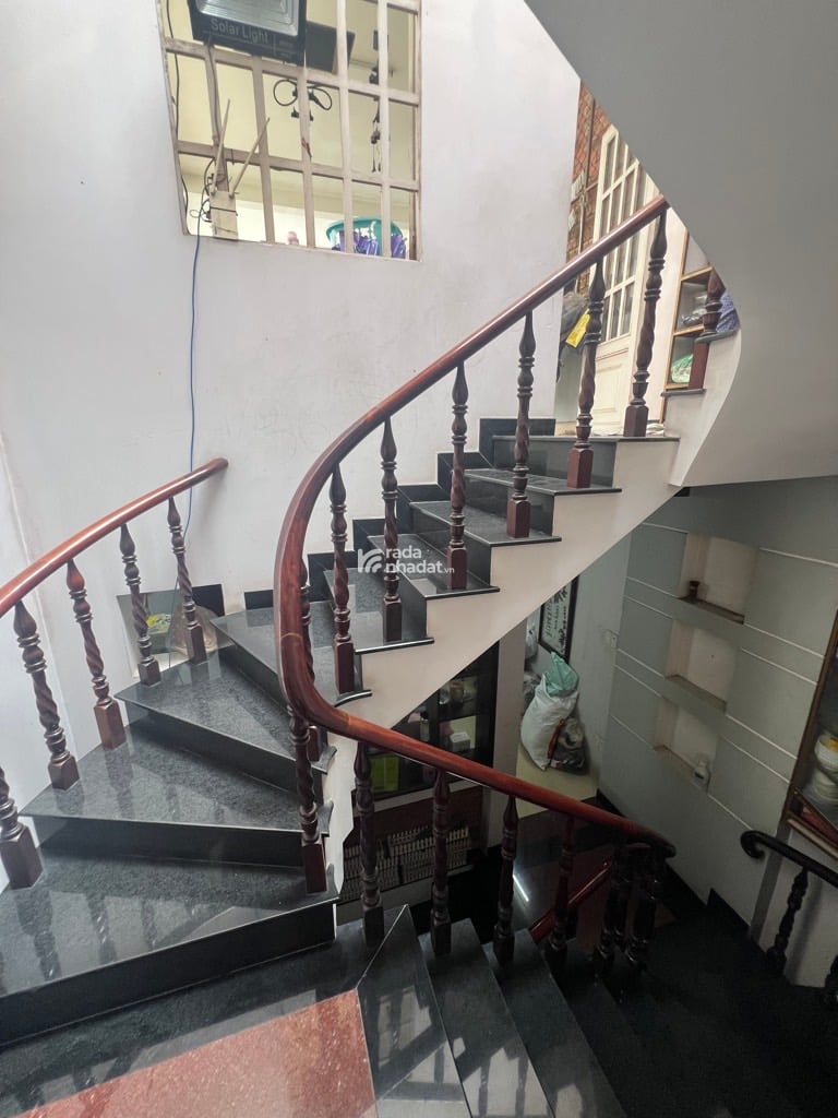 NHÀ ĐƯỜNG TÂN THẮNG 4 TẦNG 72M2 5PN 4x18