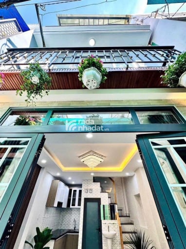 Bán nhà HXH 8m, 32m2, Giá 3.69 TỶ, Nguyễn Gia Trí, Phường 25, Bình Thạnh, gần Ngã tư Hàng Xanh