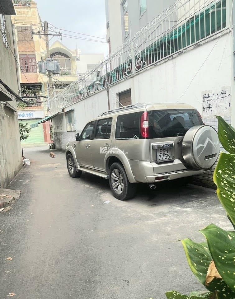 Bán nhà Gò Vấp, hẻm xe hơi Phạm Văn Đồng thông Thích Quảng Đức, Phú Nhuận, 80M2, 9.9 tỷ TL