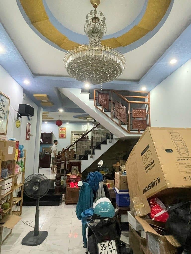 Bán nhà Gò Vấp, hẻm xe hơi Phạm Văn Đồng thông Thích Quảng Đức, Phú Nhuận, 80M2, 9.9 tỷ TL
