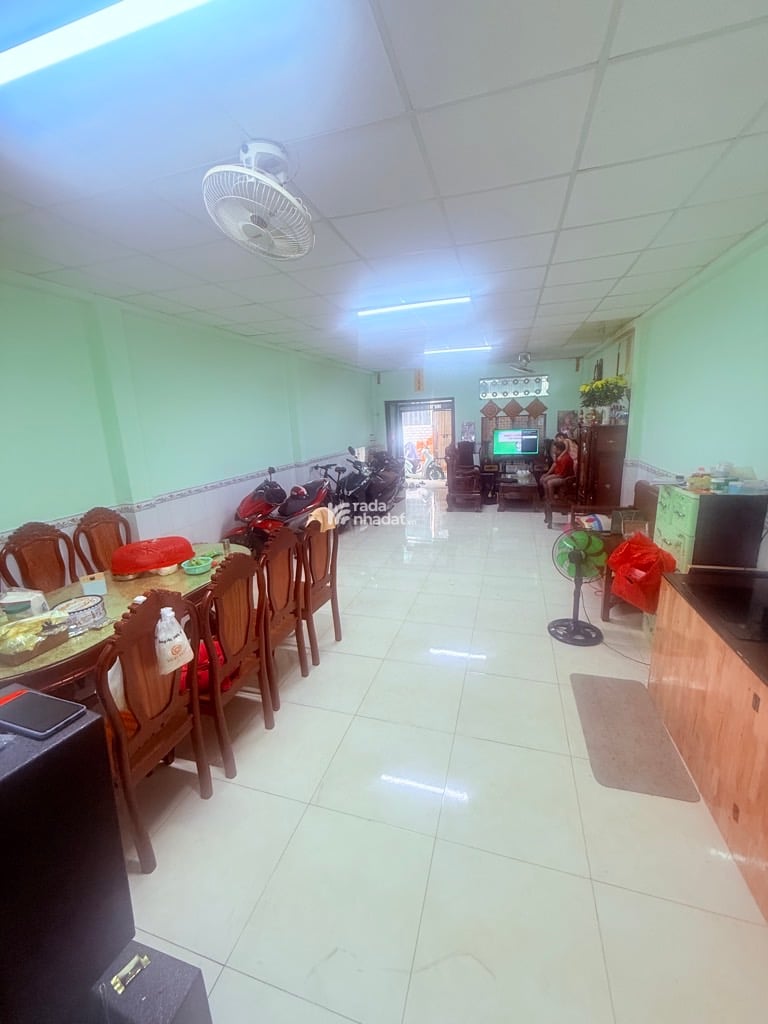 NGAY CHỢ VẢI, HẺM XE HƠI PHÚ THỌ HÒA, TÂN PHÚ, 117M2 HIẾM CÓ. GIẢM 550TR CHỈ 9.5T