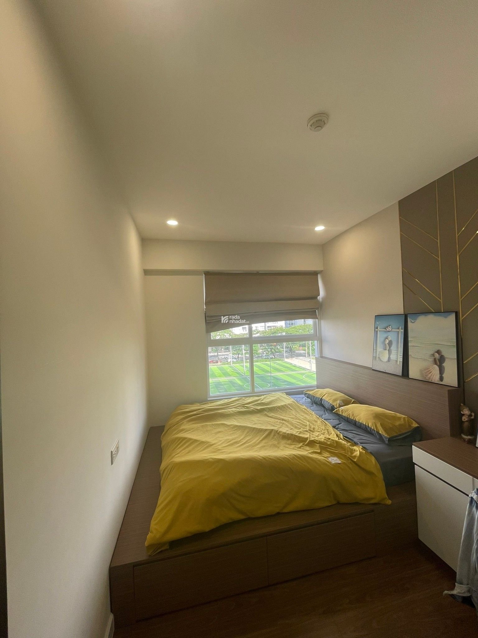 Bán CHCC 130 Nguyễn Đức Cảnh - Hoàng Mai. DT 91m2,2 ngủ, 2 wc. Full nội thất. SĐCC. Lh 0962 139 ***