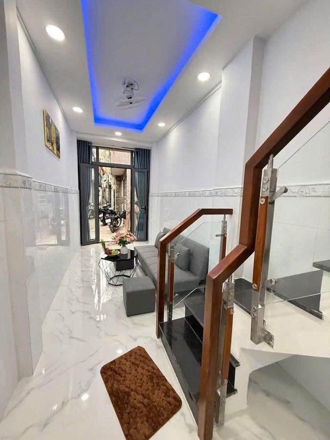 NHA NHỎ XINH , NI SƯ HUỲNH LiÊN , P 10 , TÂN BÌNH GIÁ 2 TỶ75