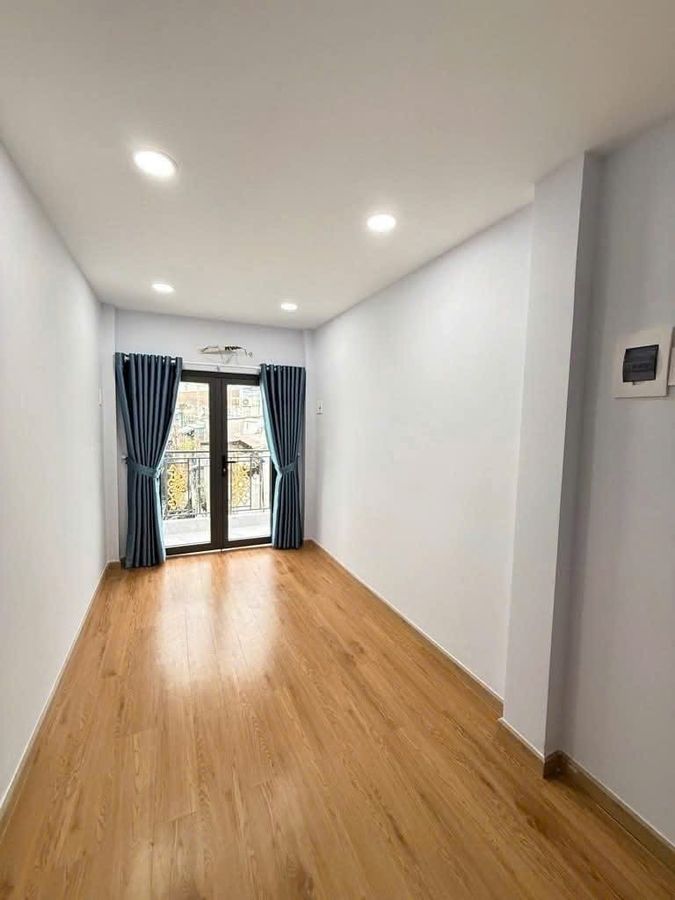 NHA NHỎ XINH , NI SƯ HUỲNH LiÊN , P 10 , TÂN BÌNH GIÁ 2 TỶ75